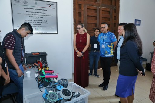 La UMSNH es el epicentro de las y los futuros genios: arranca Concurso Regional de Robótica