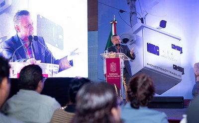 Sociedad y Gobierno daremos un rostro digno a Villas del Pedregal: Luis Navarro