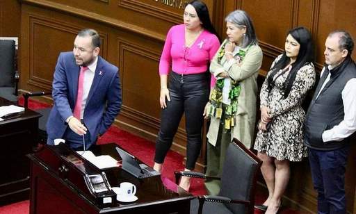 La oposición corrupta se dedica a criticar, la 4T responde con trabajo y avanza en materia educativa: Reyes Galindo