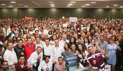 Con presencia de Bedolla y un partido unido, Morena rinde protesta a Comités de la 4T