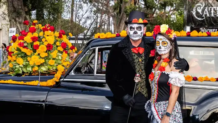Celebran la edicion #24 del tradicional Día de Muertos en Hollywood