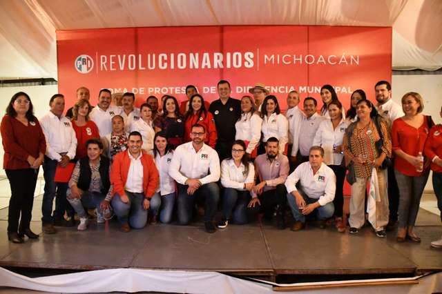 La mejor manera de honrar a nuestros padres y abuelos es siendo revolucionarios: Memo Valencia