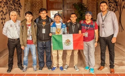 Alumno de Cherán (Michoacán) gana plata en Olimpiada de Física en Honduras