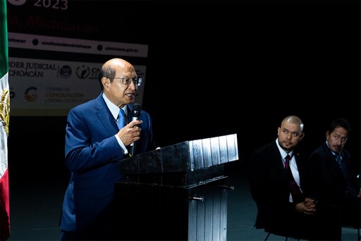 Intercambiar opiniones en eventos académicos repercute en mejores prácticas en la impartición de justicia: Jorge Reséndiz García