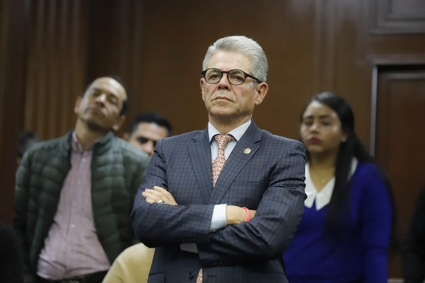 Respeto a la Legalidad y Cumplimiento de Mandato Judicial: Grupo Parlamentario del PRI