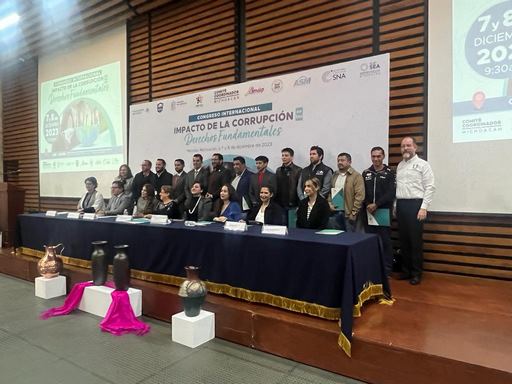 Uruapan recibe reconocimiento por combate a la corrupción