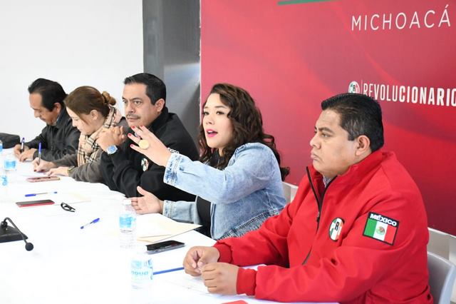 Avanzan negociaciones con PAN y PRD, pero podemos ir solos en municipios donde así lo quiera la militancia: PRI