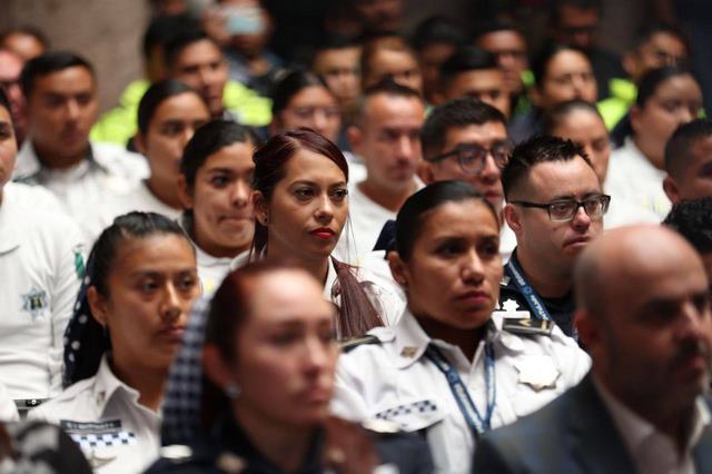 Alfonso Martínez reconoce a Policías de Morelia con estímulos de hasta 100 mil pesos