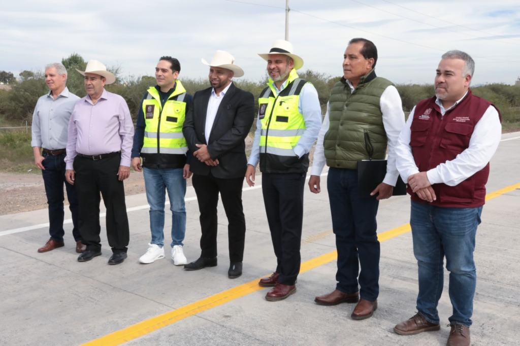 Inaugura Bedolla libramiento de Briseñas; beneficiará a más de 35 mil habitantes