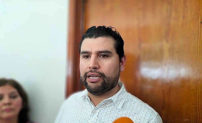 Van PRI-PAN-PRD en candidaturas comunes en los municipios y en coalición por los distritos
