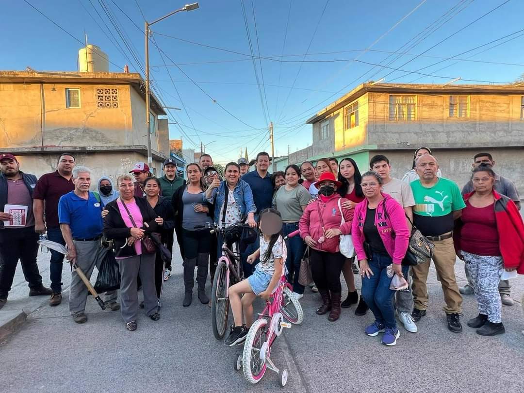 Reconocen morelianos de la Industrial, Chiquimitío, Ampliación Torreón Nuevo, y Presa de Los Reyes trabajo de Víctor Zurita