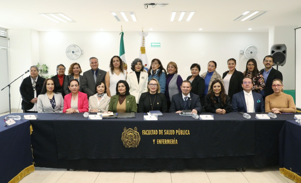 Nos estamos preparando para ofertar el próximo ciclo escolar la licenciatura en Trabajo Social en la UMSNH