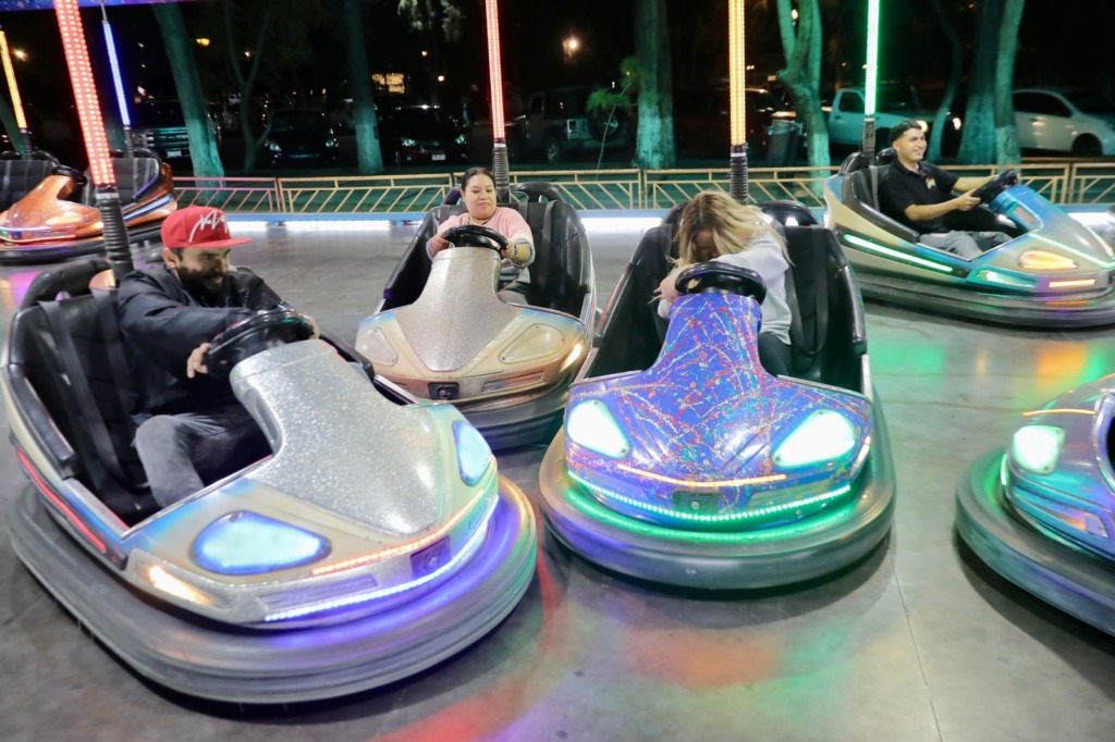 Despídete de las vacaciones en la Villa Navideña; hoy es el último día