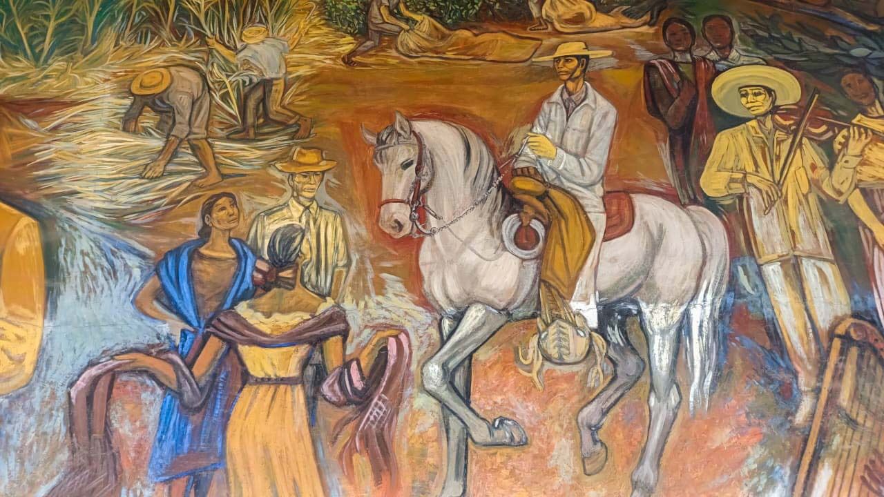Conoce la historia de Michoacán a través de los murales de Zalce