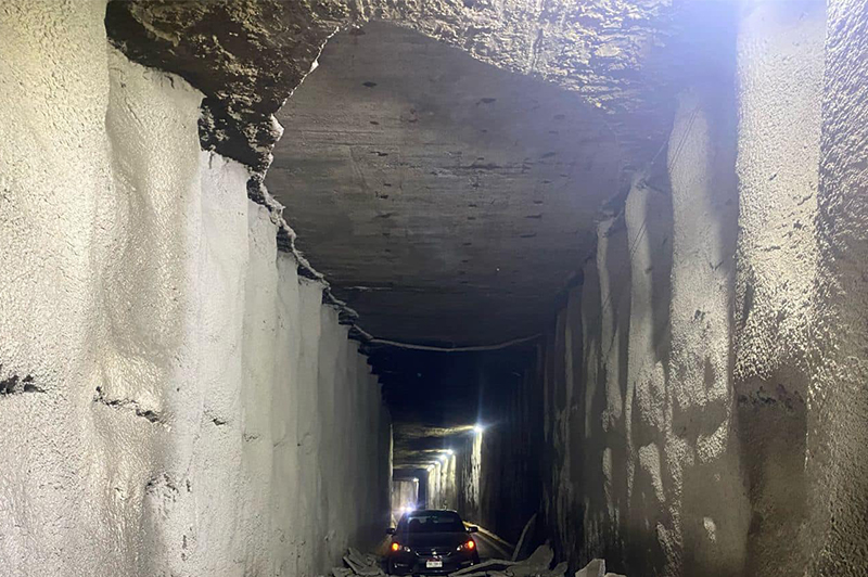 SCOP atiende desprendimiento de material en Distribuidor Morelos