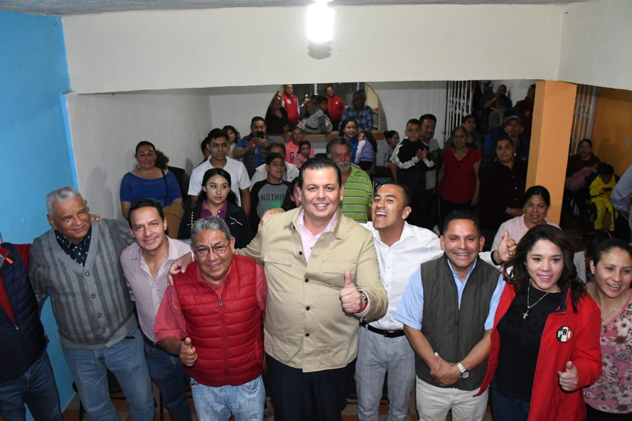 Muchos que renegaban del PRI, hoy añoran sus gobiernos: Memo Valencia