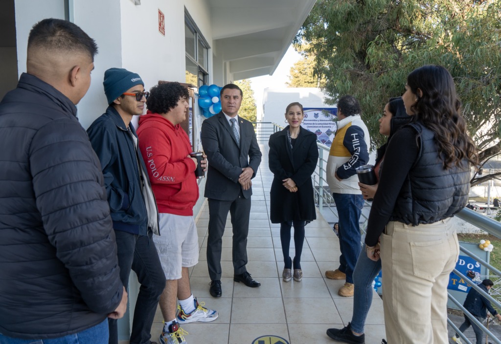 Sin contratiempos, miles de jóvenes nicolaitas retornan a sus actividades escolares