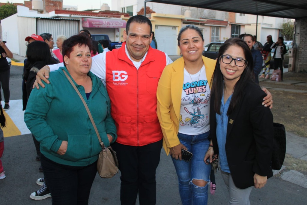 Inaugura Bladimir González rehabilitación de calle Puerto Rico en Metrópolis 2 en Tarímbaro