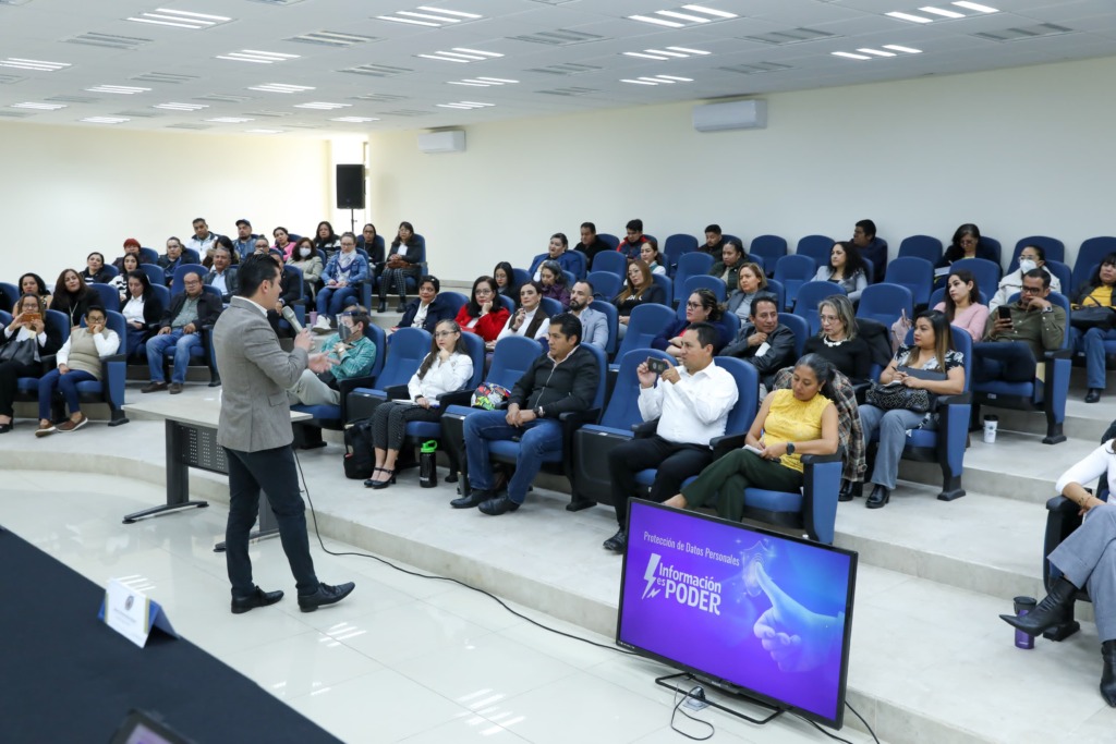 La UMSNH, referente en transparencia y protección de datos