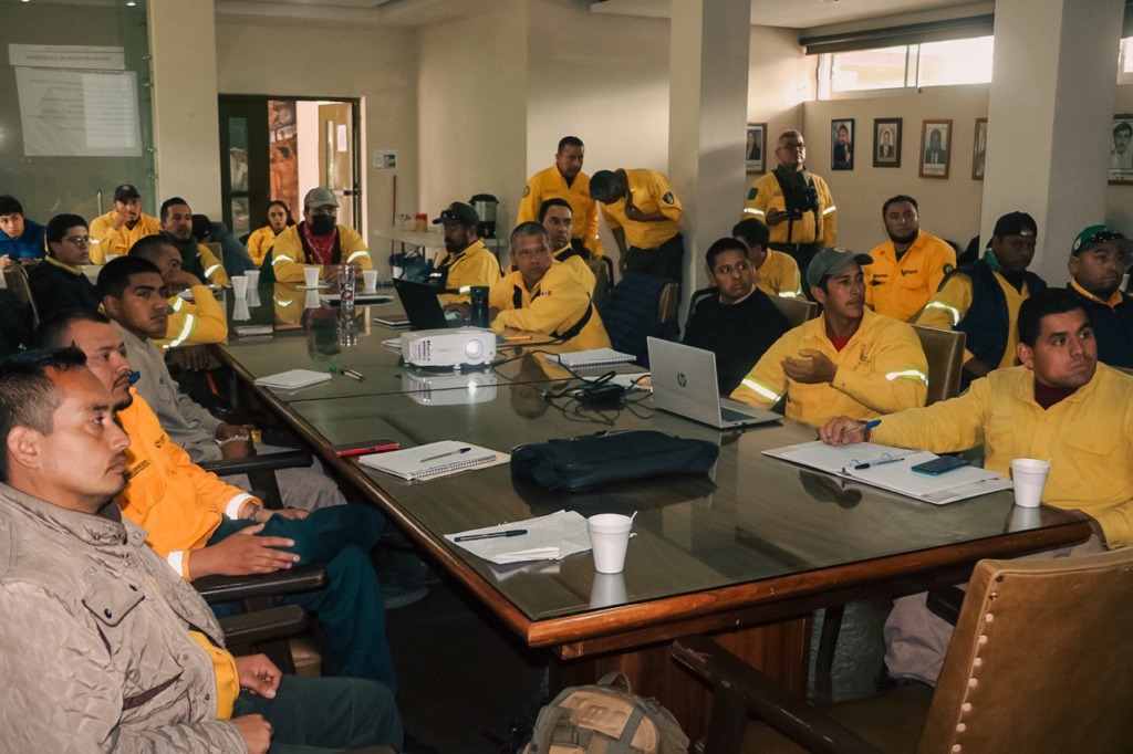 Gobierno de Uruapan apuesta por la profesionalización de sus guardabosques