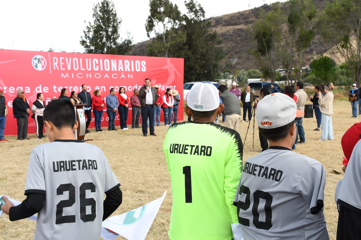 Entrega PRI Michoacán en comodato terreno a favor de la niñez y la juventud de Uruétaro