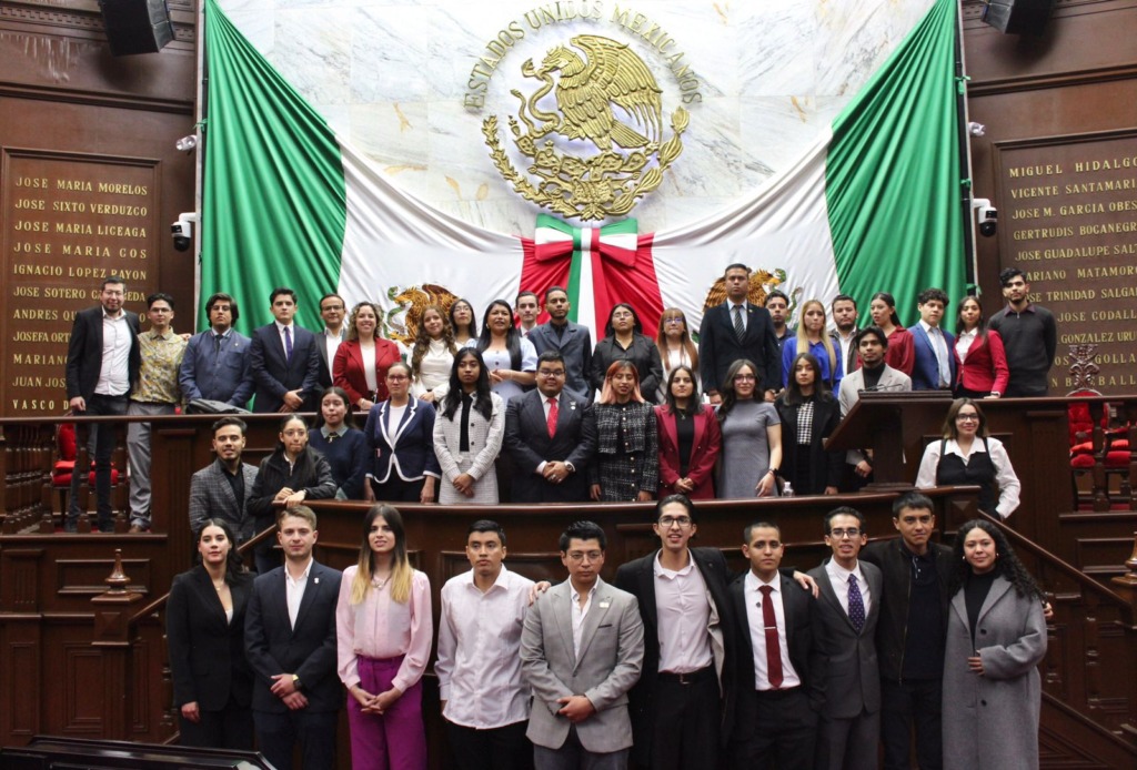 Voz del Parlamento Universitario tendrá eco en la máxima tribuna de Michoacán