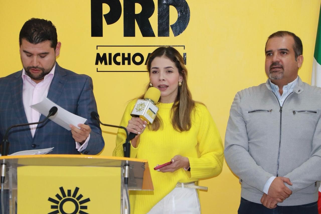 Reprobable violación a la Ley y autoritarismo del Presidente de la República, ante periodistas internacionales: PRD