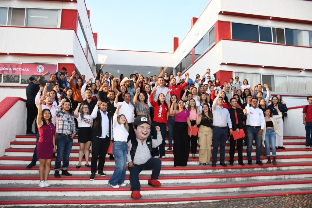 Llama Memo Valencia a jóvenes priistas a no quejarse sin hacer nada para cambiar las cosas