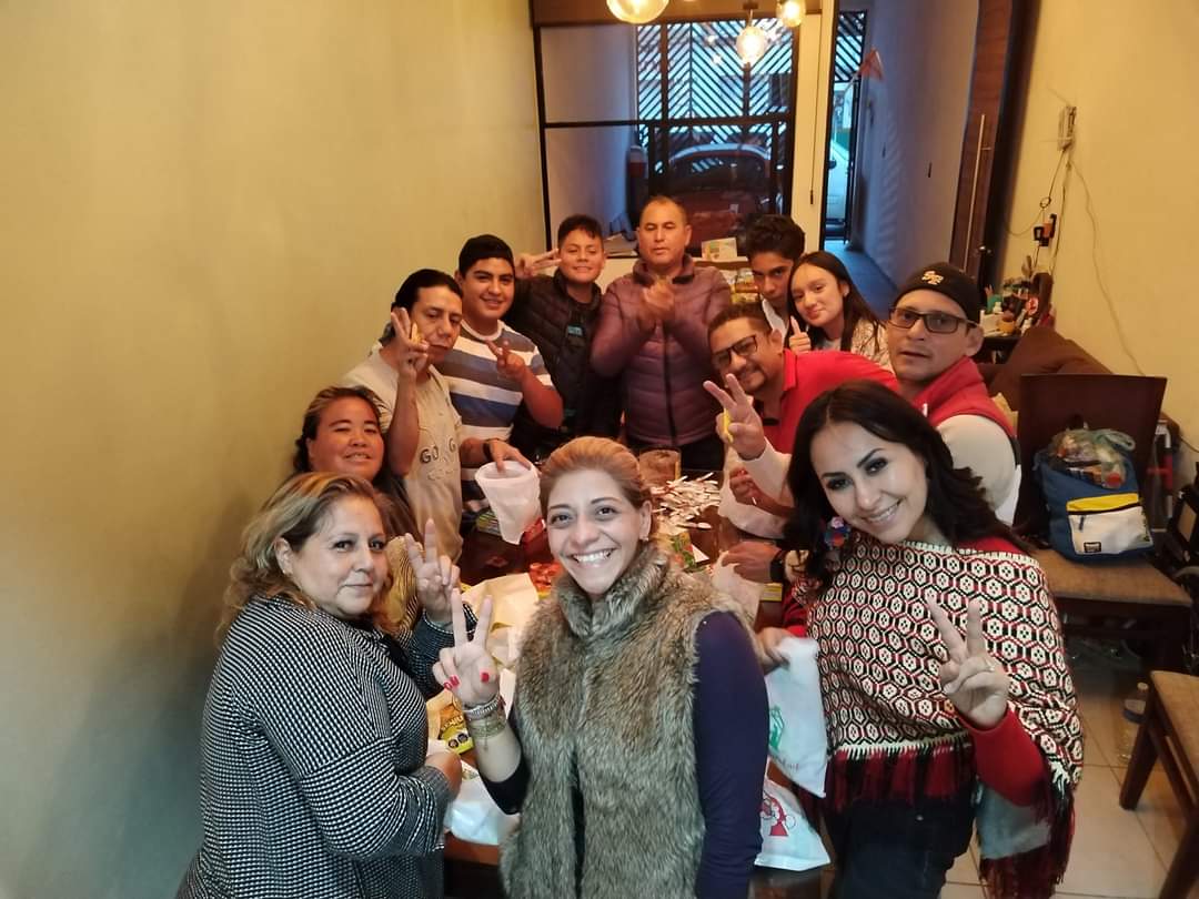 Con decisión seguiremos trabajando por que la sociedad esté en el centro de la acción política: Gloria Tapia