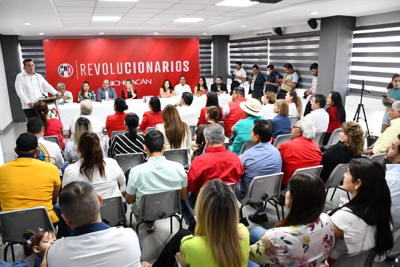 Encontramos los consensos necesarios para ir unidos a la victoria: Memo Valencia