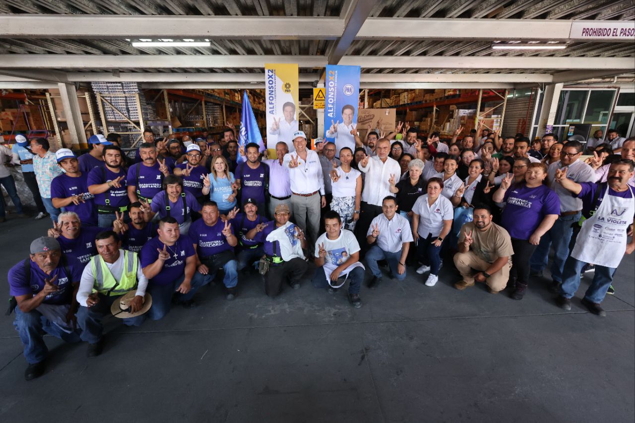Comerciantes y tiendas mayoristas refrendan apoyo a Alfonso Martínez
