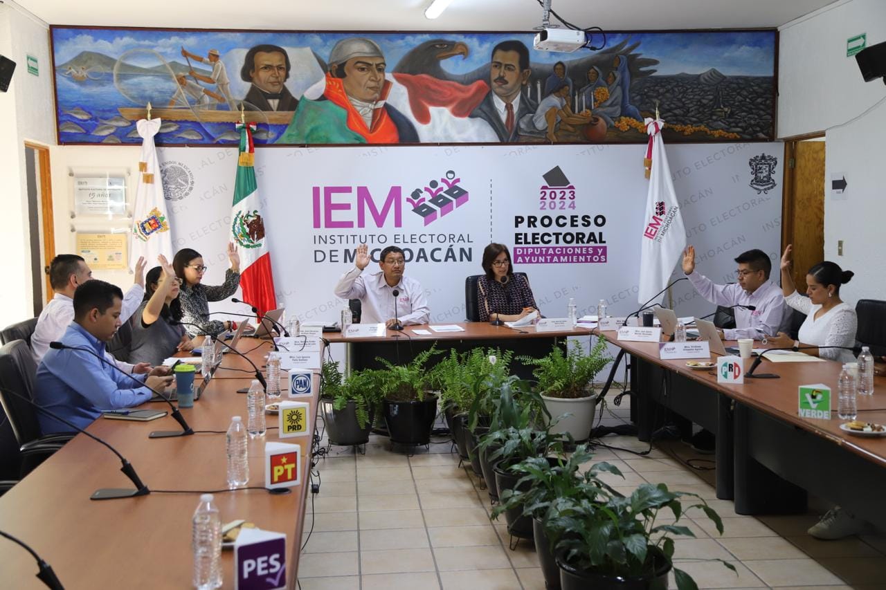 Resuelve el IEM paridad de género y acciones afirmativas en postulaciones de ayuntamientos