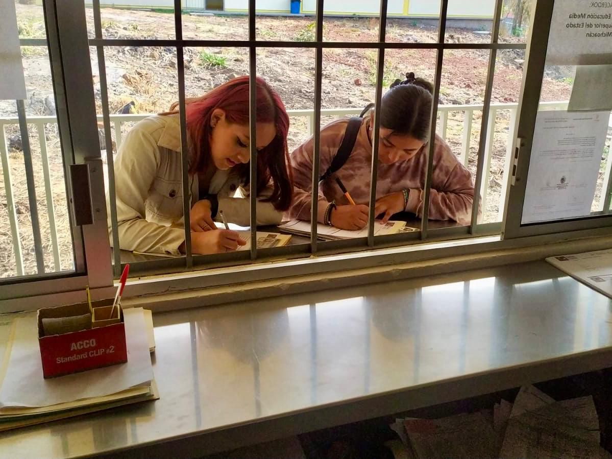 El 6 de mayo inicia entrega de fichas para Escuelas Normales de Michoacán