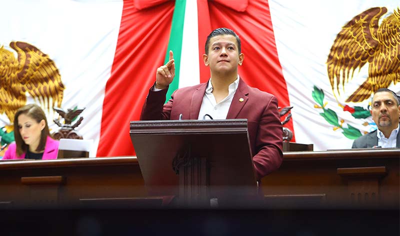 Víctor Zurita propone protección a los adultos mayores con reforma al Código de Justicia Administrativa