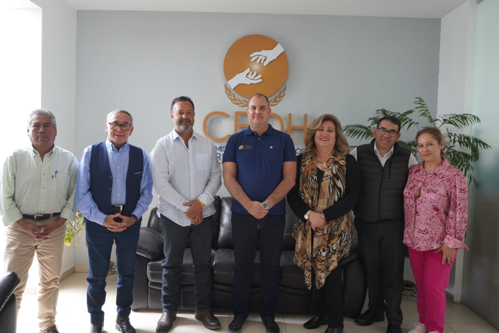 Ayuntamiento de Pátzcuaro y CEDH inician con cumplimiento de estándares internacionales de onu para rescate del lago