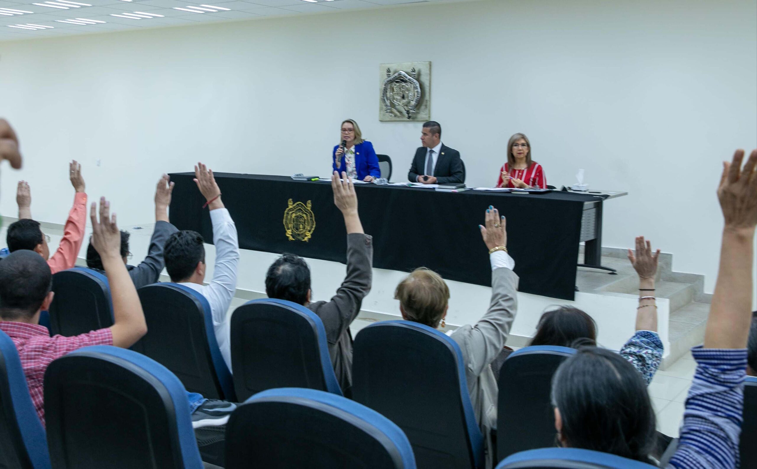 Consejo Universitario aprueba recipiendarios de la Presea “Vasco de Quiroga” 2024