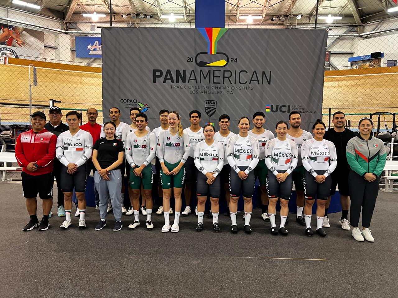 Ciclistas mexicanos pedalean por puntos olímpicos en Panamericano en Los Angeles, California