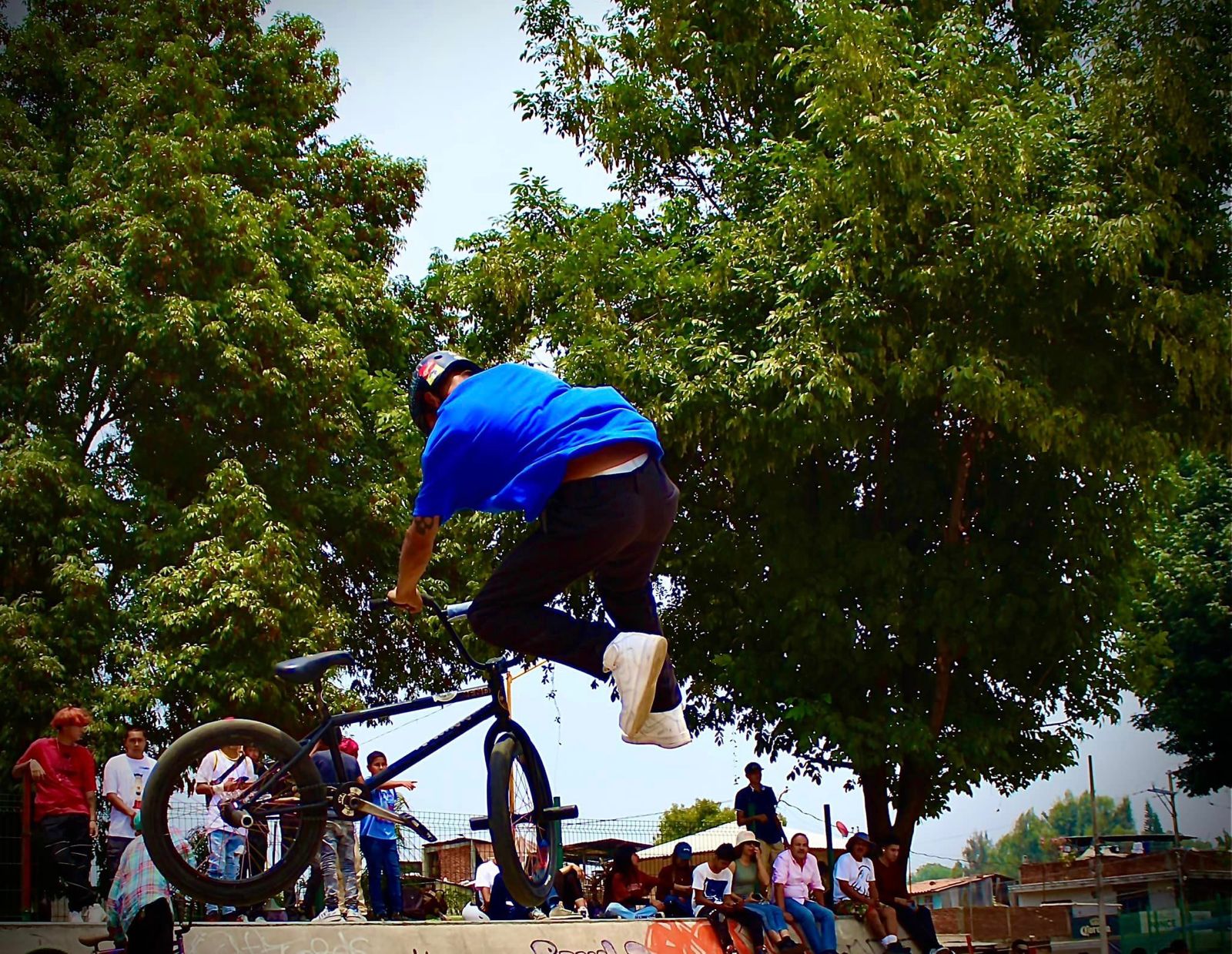 La construcción de paz es una tarea de todos y para beneficio de todos.