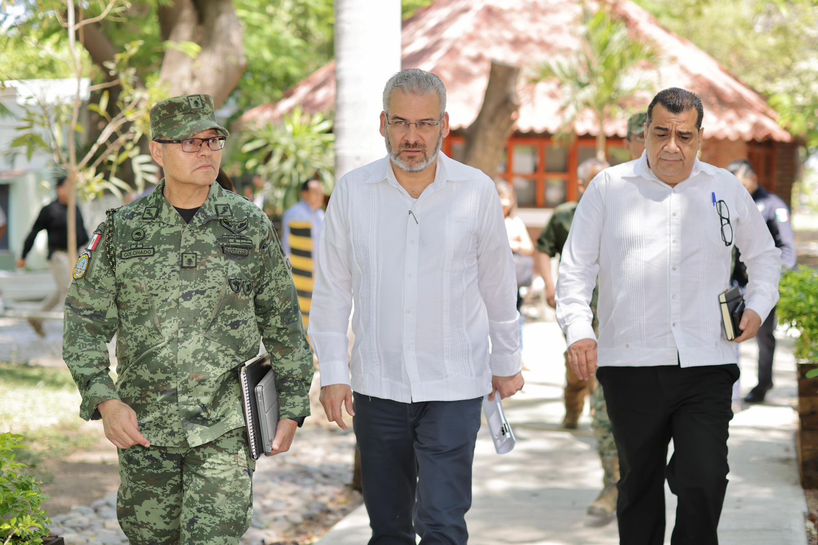 Operativo de seguridad es reforzado en Apatzingán: Bedolla