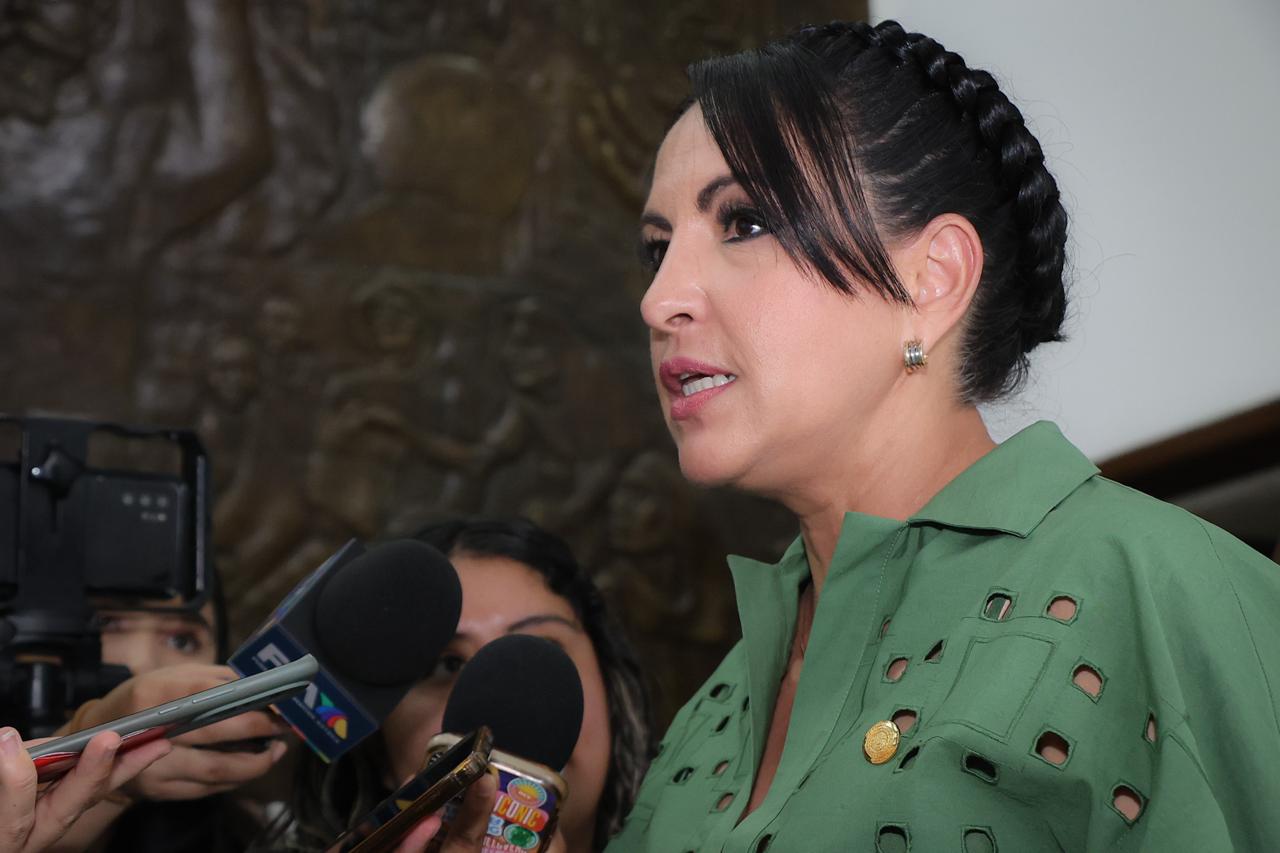 Aprueba Congreso reforma que impulsó Lupita Díaz a favor de las y los niños en orfandad de madres víctimas de feminicidio