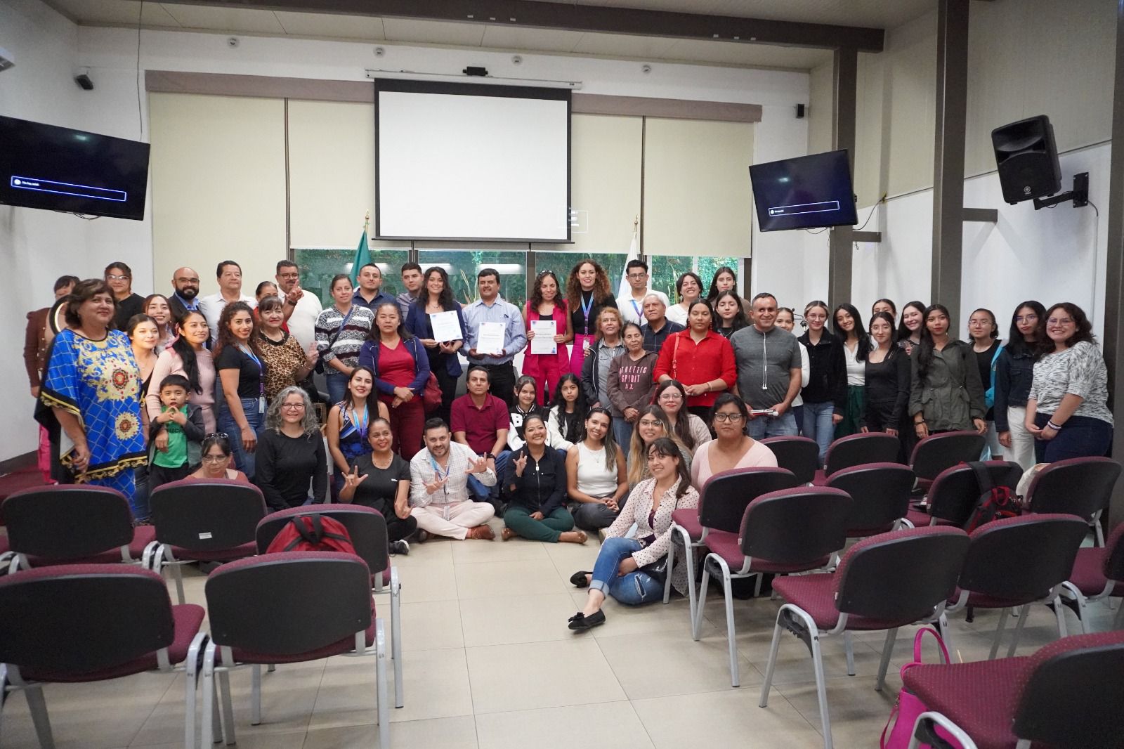 CEDH Michoacán sienta precedente en atención a personas con sordoceguera