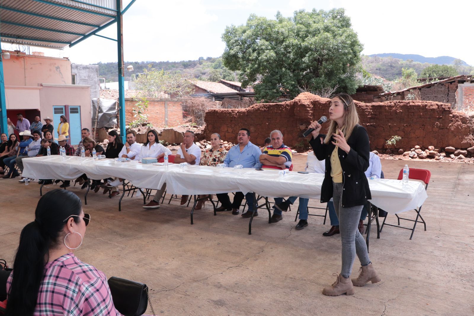 En Huaniqueo, seguimos fuertes con la Revolución Amarilla