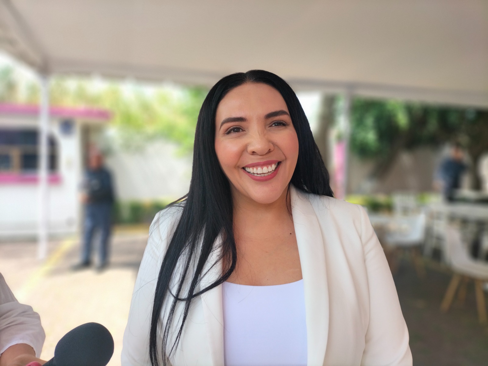 Trabajo constante y gran voluntad deben desarrollar próximos diputados en Michoacán: Adriana Campos Huirache