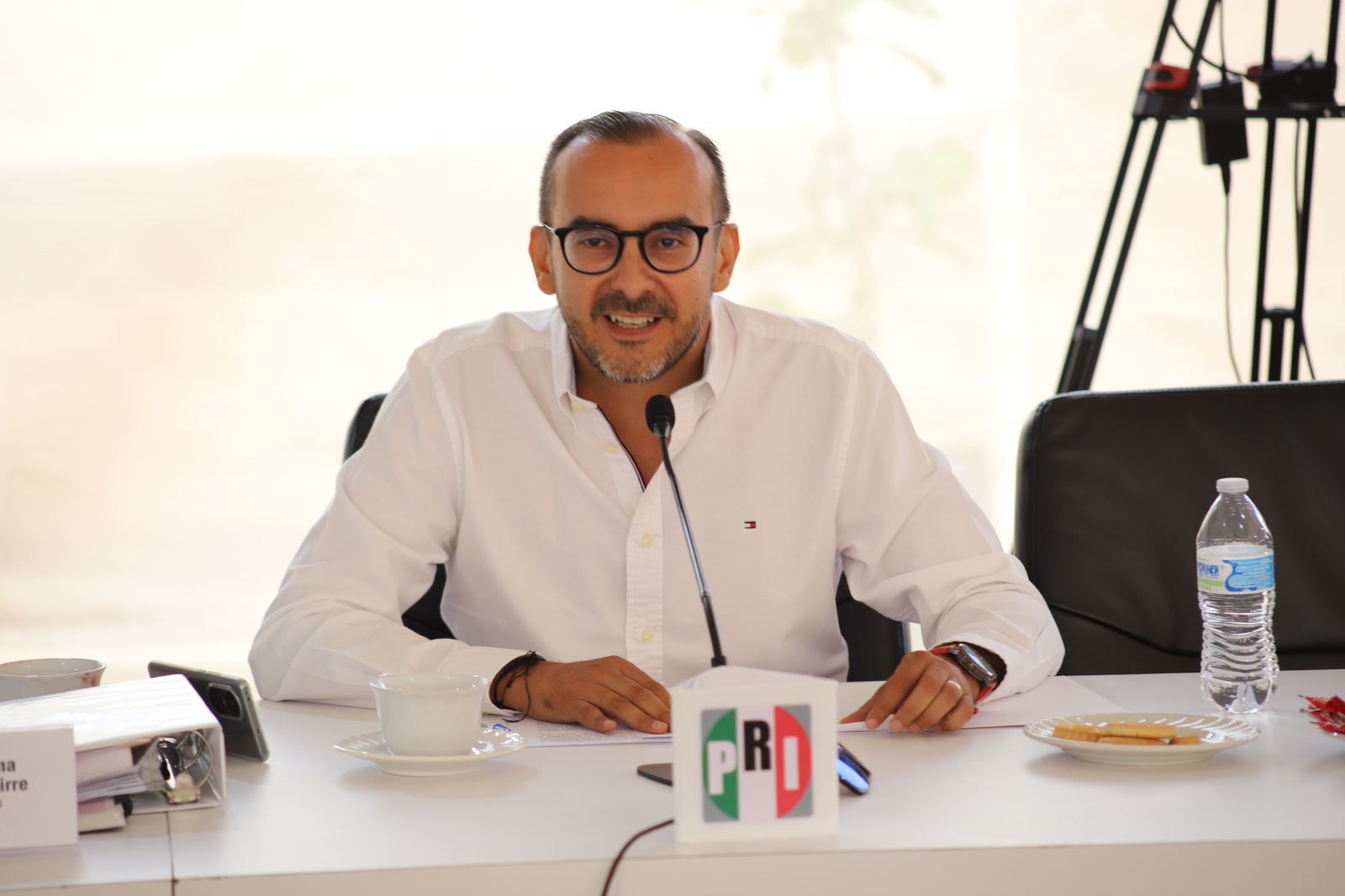 Seamos demócratas de tiempo completo: Alejandro Bribiesca