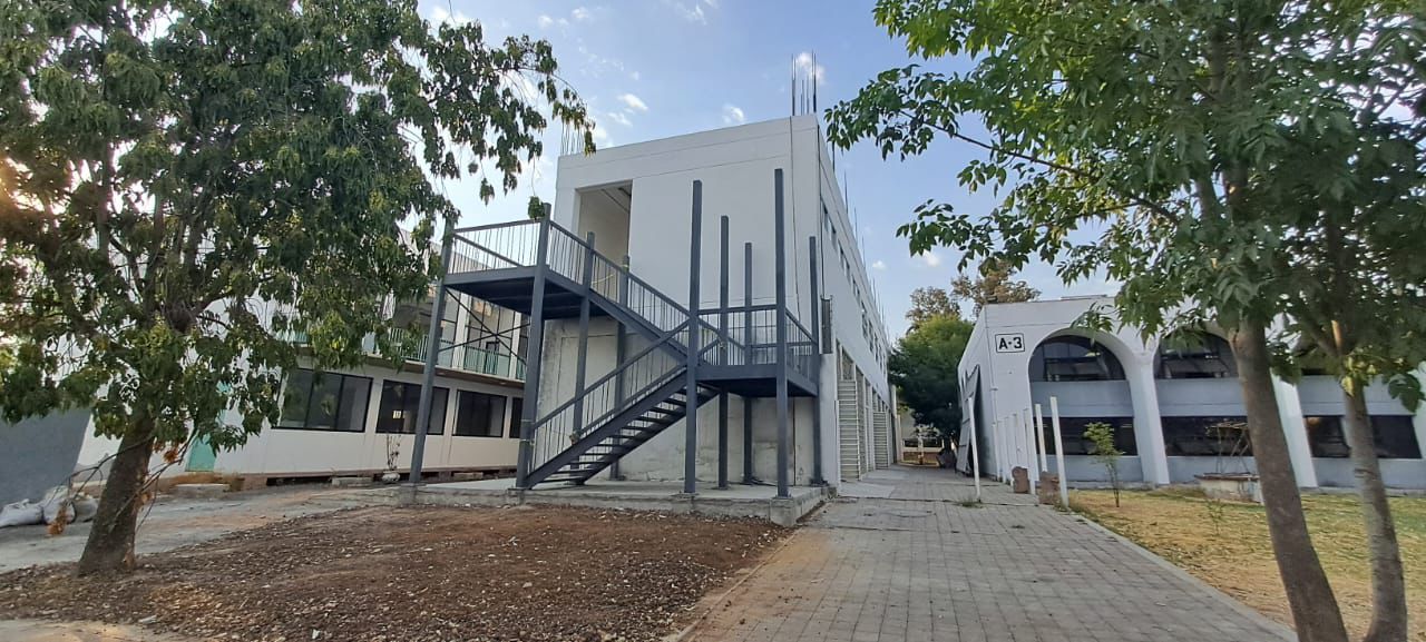 Gobierno estatal construyó edificios para Psicología y Bellas Artes de la UMSNH