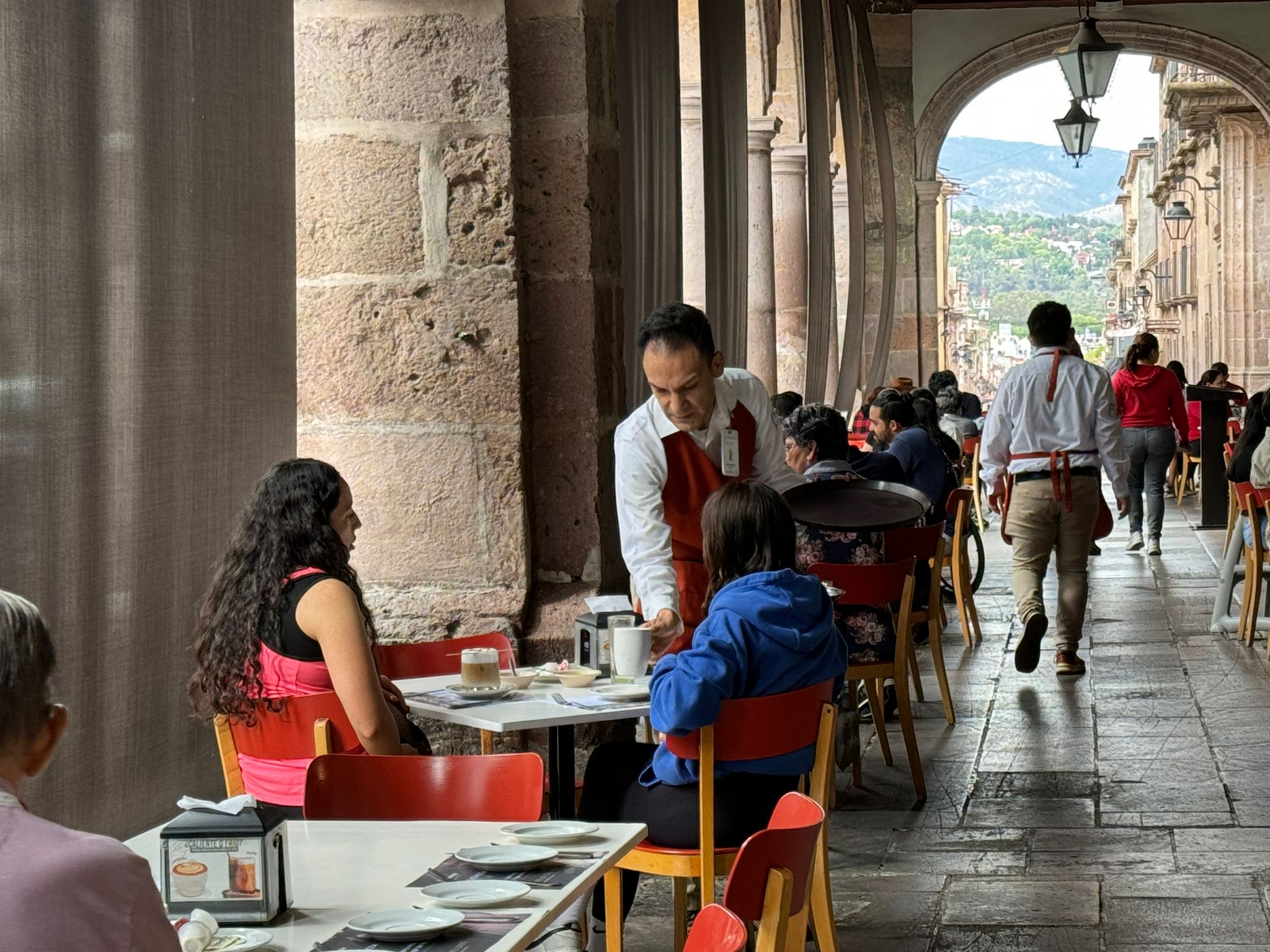 Capacitarán al sector turístico previo a vacaciones de Verano