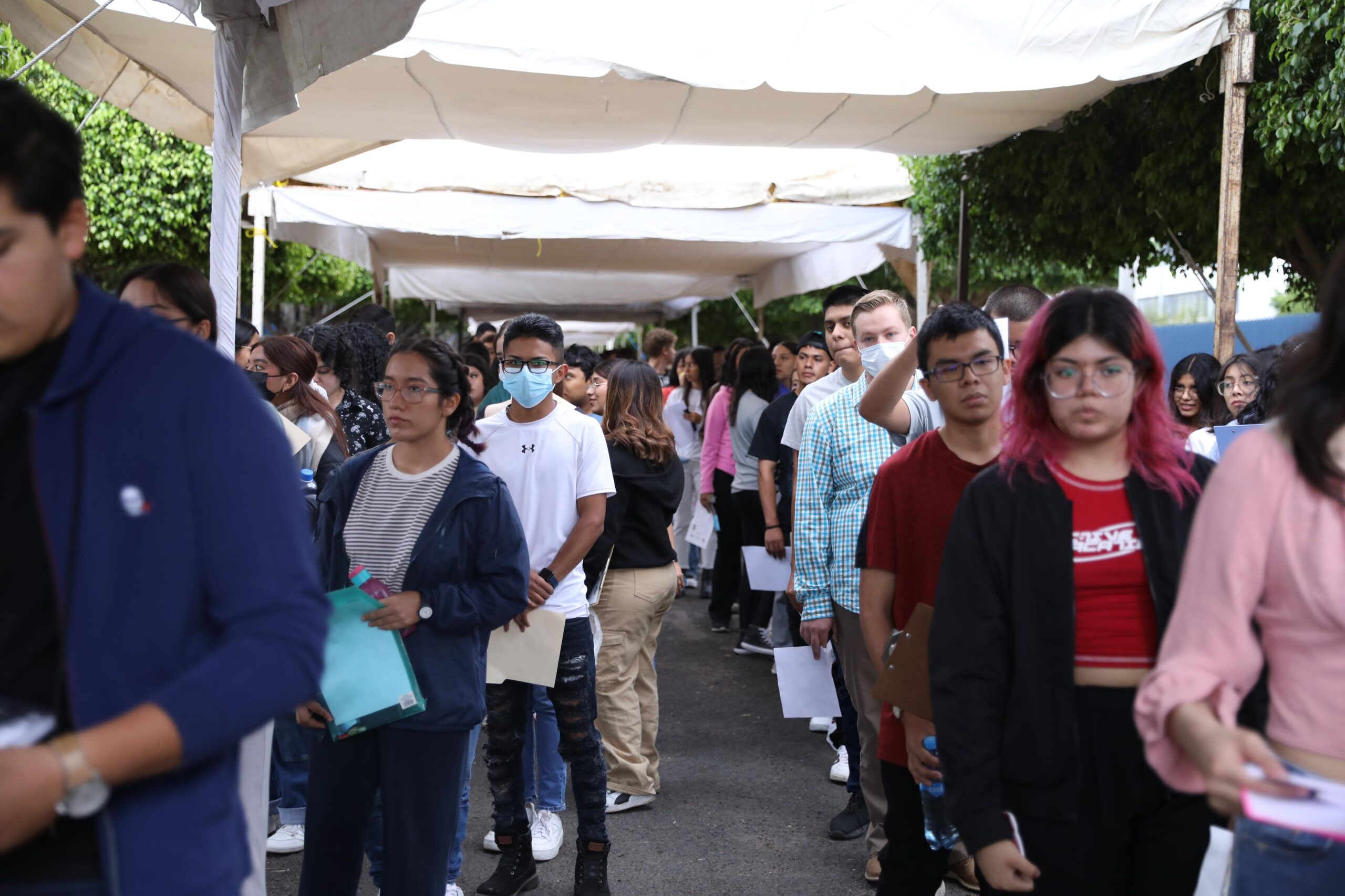 Aspirantes a seis licenciaturas del área de la Salud de la UMSNH aplican este domingo su examen de admisión