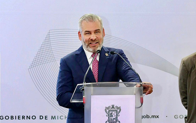 Bedolla solicitará 200 mdp a CNA para colectores y ampliación de planta de Atapaneo