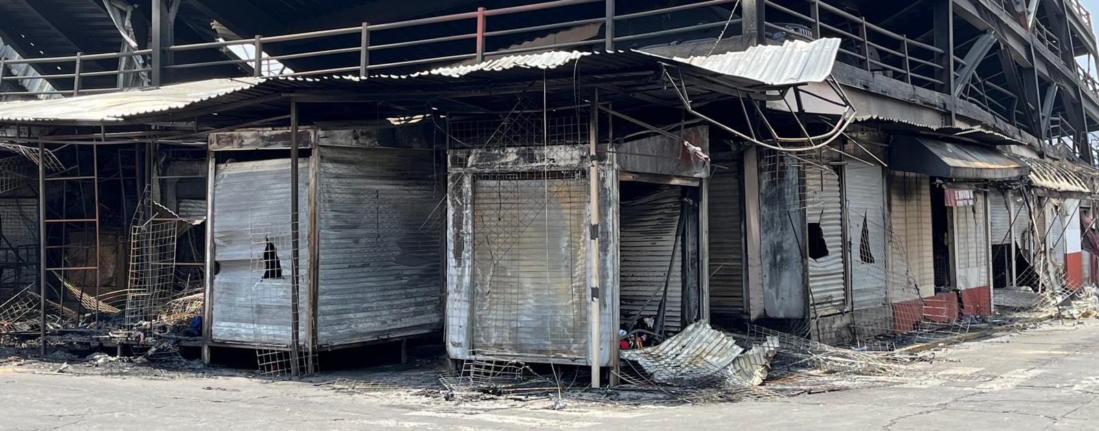Fue fuerte el incendio en zona externa Mercado Independencia
