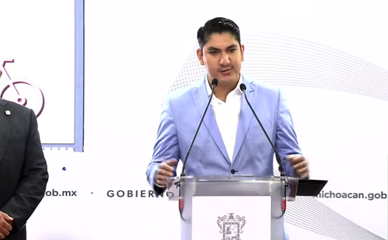 Jóvenes deben apropiarse de los espacios públicos: Lennin López